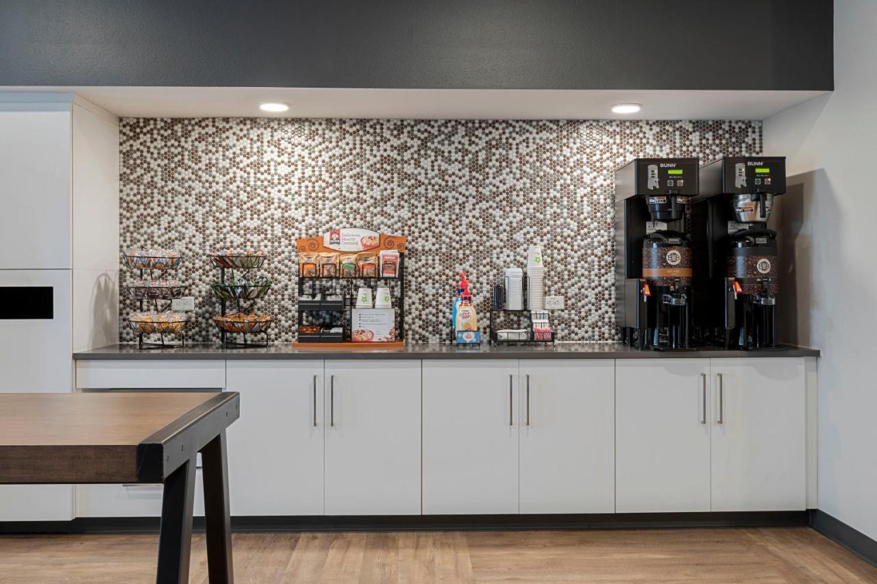 Extended Stay America Premier Suites - Tampa - Fairgrounds - Casino エクステリア 写真
