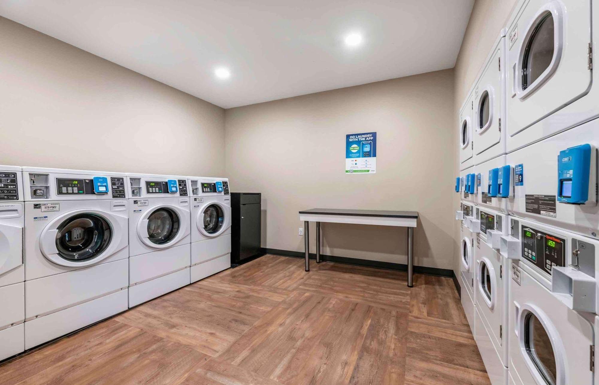 Extended Stay America Premier Suites - Tampa - Fairgrounds - Casino エクステリア 写真